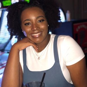 Meet your Posher, Tiara